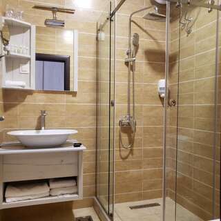 Отель Hotel RIO VERDE Подгорица Двухместный номер Делюкс с 1 кроватью или 2 отдельными кроватями-6