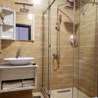 Отель Hotel RIO VERDE Подгорица Двухместный номер Делюкс с 1 кроватью или 2 отдельными кроватями-14